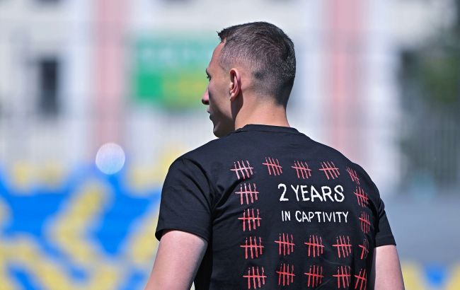 Гравці "Шахтаря" підтримали полонених захисників Маріуполя 