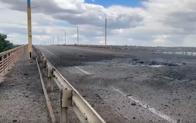 ВСУ вновь нанесли удар по Антоновскому мосту в Херсоне: что известно